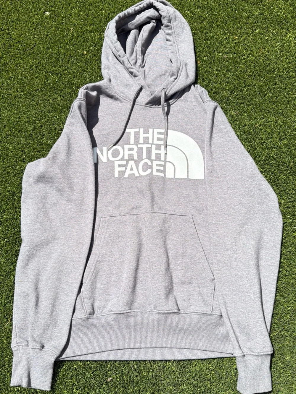 The North Face Men’s Light Grey Logo Hoodie